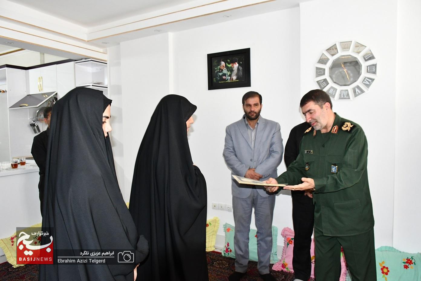 دیدار مسئولان سپاه فتح با خانواده شهدای جنگ رمضان