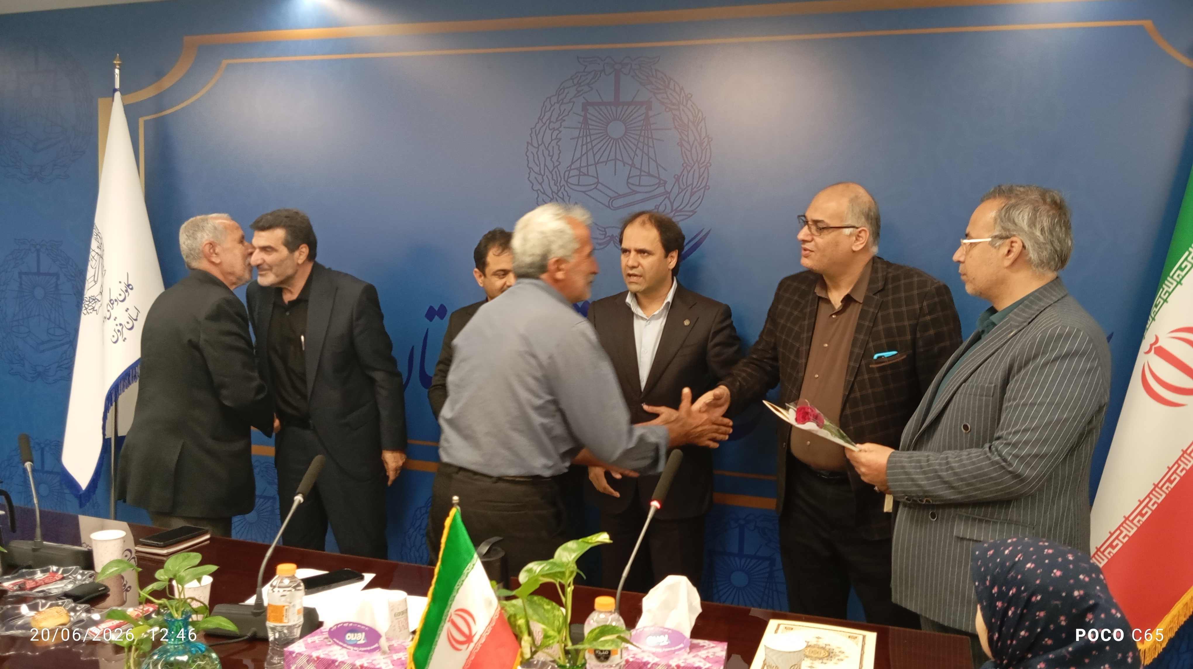 کانون وکلا مسائل حقوقی خانواده شهدای جنگ رمضان را پوشش می‌دهد