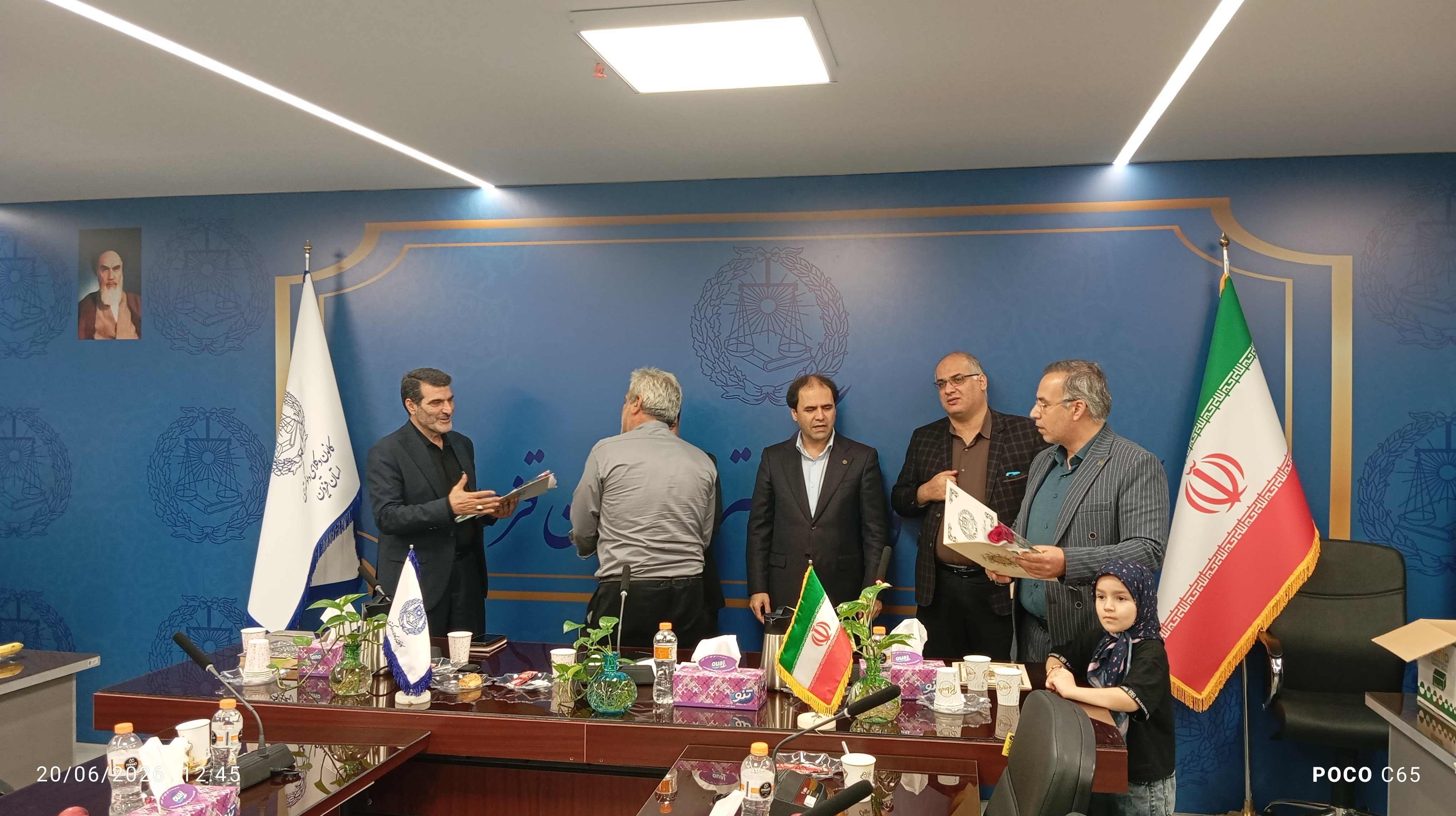 کانون وکلا مسائل حقوقی خانواده شهدای جنگ رمضان را پوشش می‌دهد