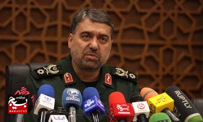 ضرورت حمایت از تیم مذاکرهکننده/ شهید چمران بنیانگذار «دفاع مردمی» بود ضرورت حمایت از تیم مذاکرهکننده/ شهید چمران بنیانگذار «دفاع مردمی» بود