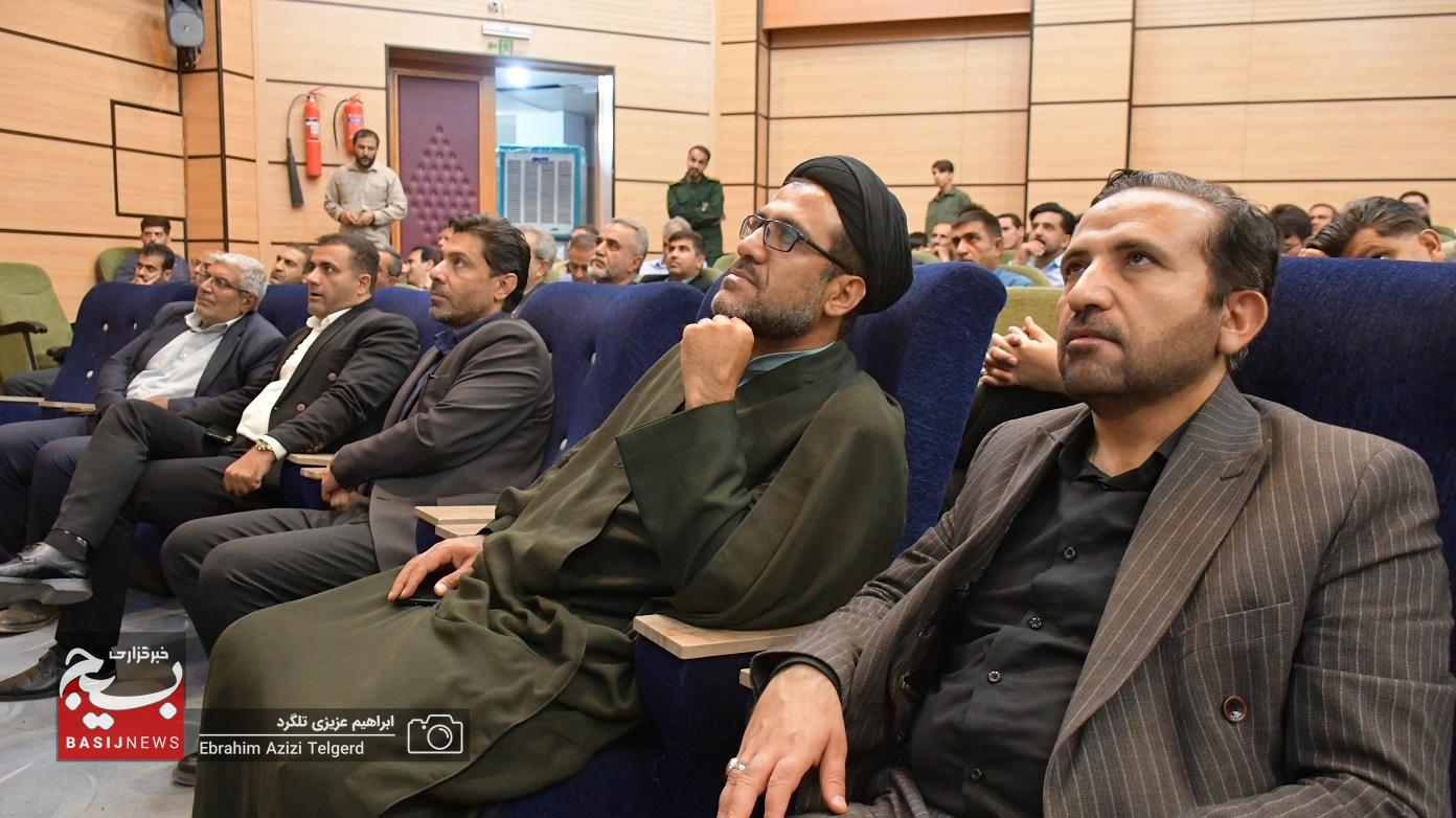 تجلیل از جهادگران عرصه امنیت غذایی در یاسوج تجلیل از جهادگران عرصه امنیت غذایی در یاسوج