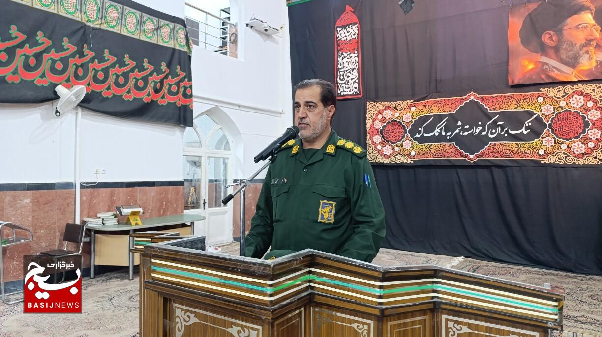 دشمن به دنبال دو قطبی‌سازی جامعه با بهره‌برداری از مذاکرات است