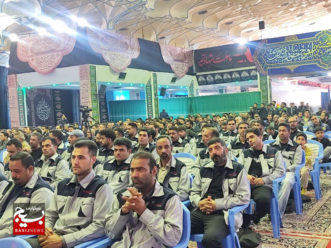 برگزاری آیین بزرگداشت امام مجاهد شهید آیت‌الله خامنه‌ای در حسینیه ثارالله کرمان