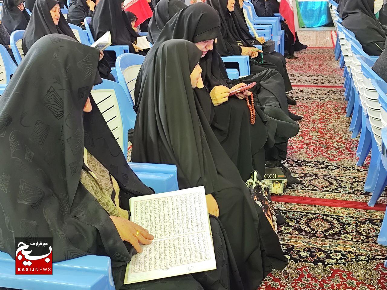 برگزاری آیین بزرگداشت امام مجاهد شهید آیت‌الله خامنه‌ای در حسینیه ثارالله کرمان