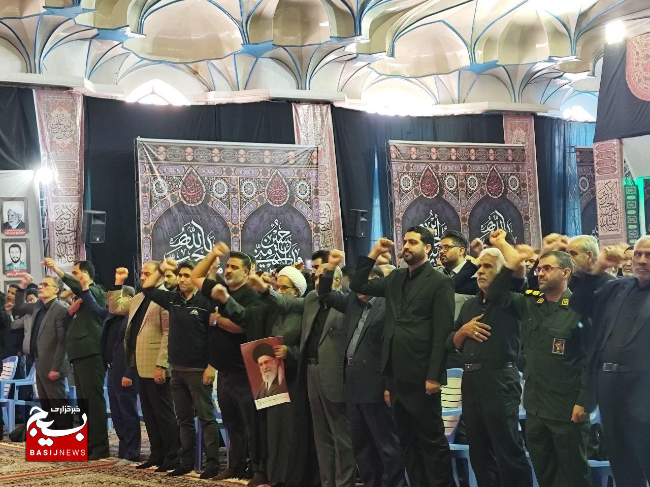 برگزاری آیین بزرگداشت امام مجاهد شهید آیت‌الله خامنه‌ای در حسینیه ثارالله کرمان