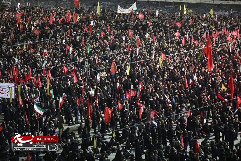 تصاویر اختصاصی بسیج از وداع با پیکر مطهر قائد شهید امت