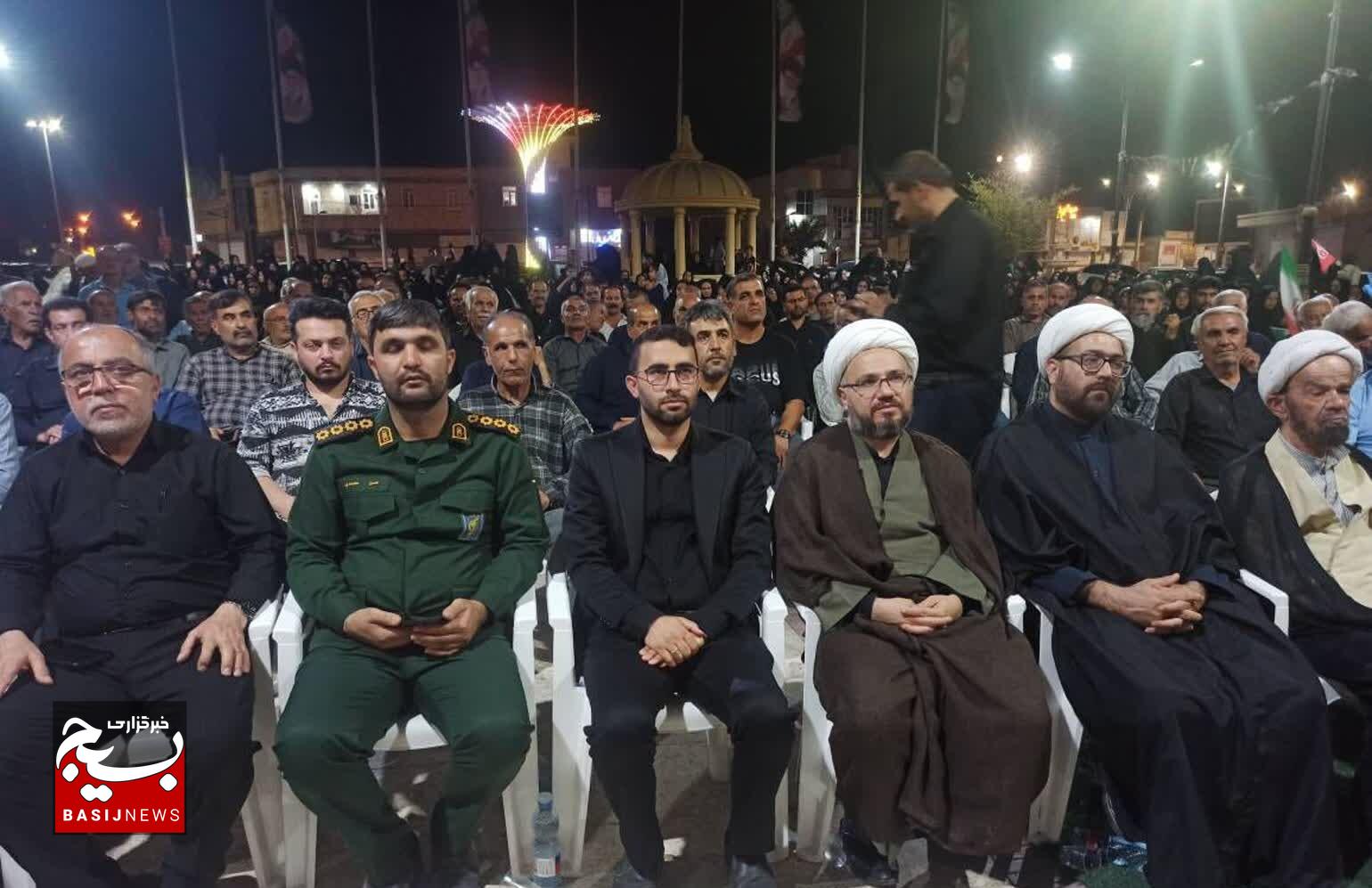 ایران به برکت خون امام شهید انقلاب چهارمین ابرقدرت دنیاست+ عکس ایران به برکت خون امام شهید انقلاب چهارمین ابرقدرت دنیاست+ عکس