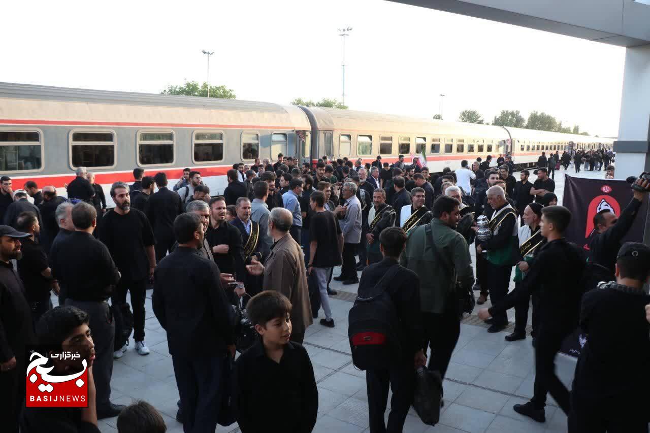 حضور ۳۵ هزار زائر استان زنجان در آیین تشییع رهبر شهید انقلاب  