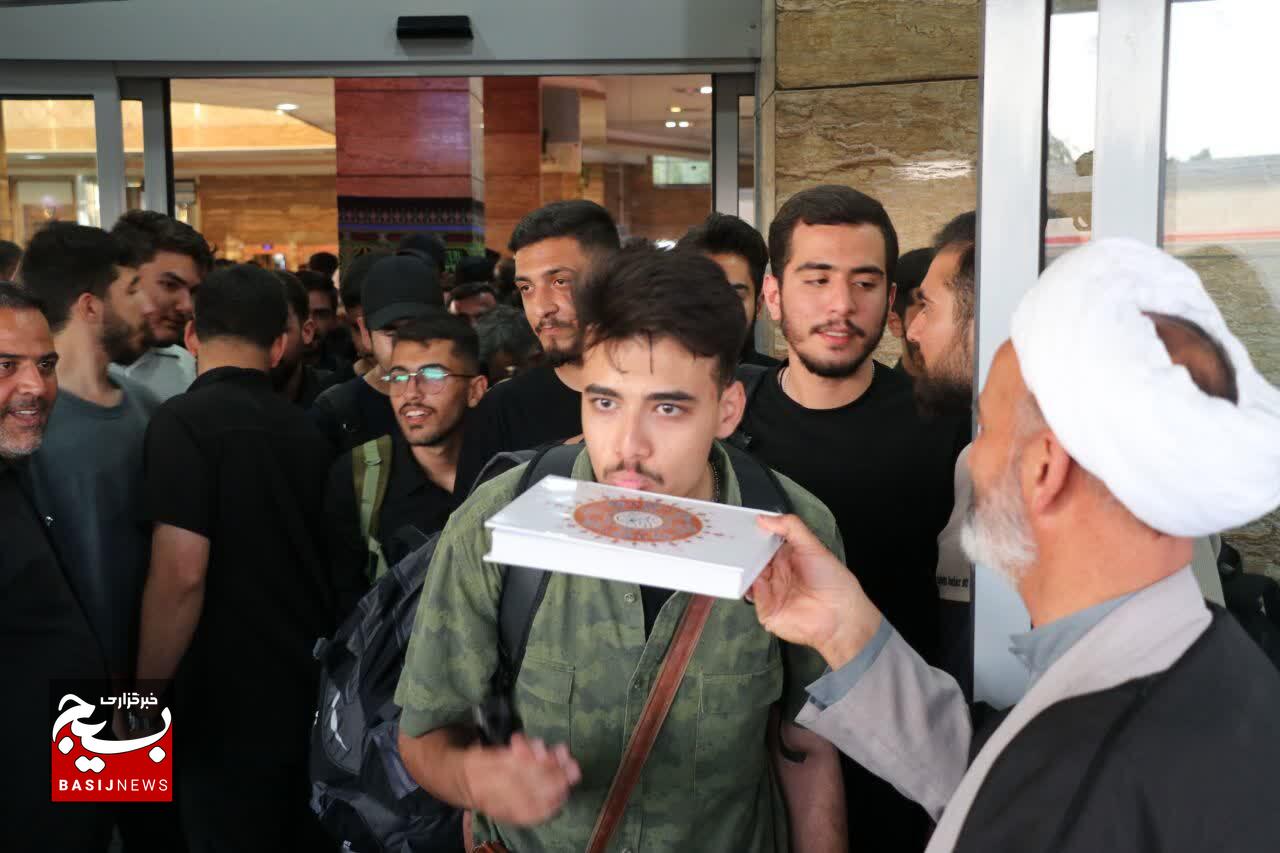 حضور ۳۵ هزار زائر استان زنجان در آیین تشییع رهبر شهید انقلاب  