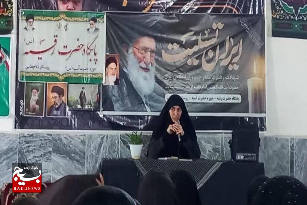 یادواره شهدا سنگر انتقال مفاهیم انقلاب و مقابله با دشمن است