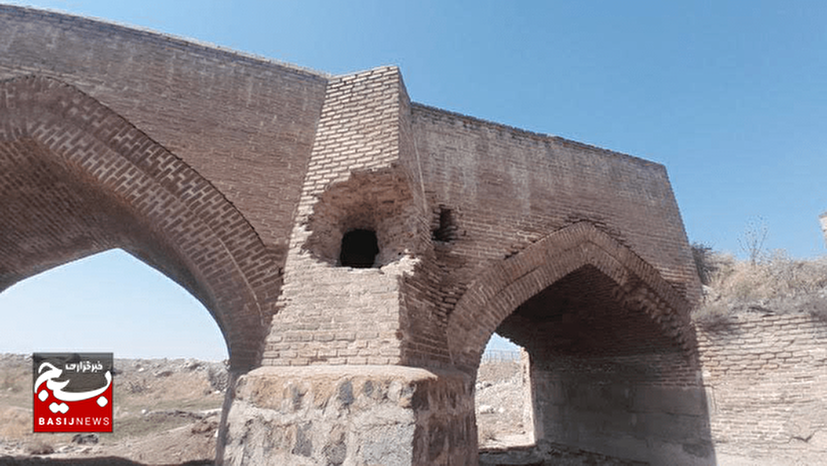 ماجرای آسیب به پل تاریخی قیرمیزی کورپی اردبیل چه بود؟