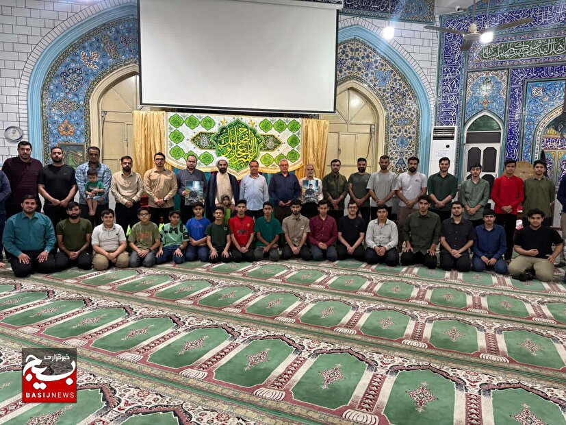 حلقه های صالحین درشوشتر سپر جنگ نرم درمقابل دشمنان هستند