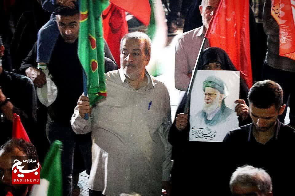 ملت ایران با حفظ وحدت و ذوبشدگی در ولایت، پیروز جنگ موجودیتی هستند/در قاموس ایرانیان، تسلیم معنایی ندارد ملت ایران با حفظ وحدت و ذوبشدگی در ولایت، پیروز جنگ موجودیتی هستند/در قاموس ایرانیان، تسلیم معنایی ندارد