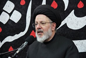 برگزاری ویژه برنامه بیاد علمدار در یادبود قائد شهید امت در آستان مقدس امامزاده سیدحمزه(ع) تبریز