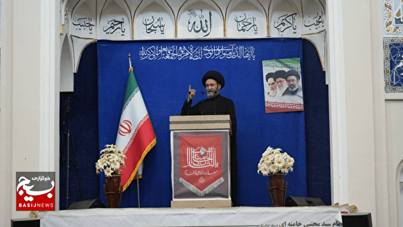 هرکس بگوید من طرفدار صلح هستم معنایش این است که یعنی دفاع نکنیم