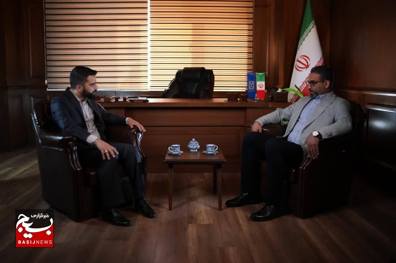 ترافیک رشت با توسعه حملونقل عمومی و مدیریت هوشمند قابل مدیریت است ترافیک رشت با توسعه حملونقل عمومی و مدیریت هوشمند قابل مدیریت است