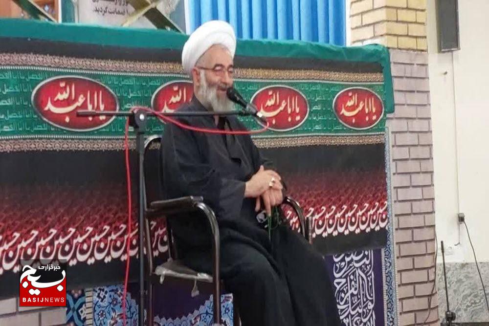 نماز ظهر عاشورا، ستون اصلی نهضت امام حسین علیه السلام است