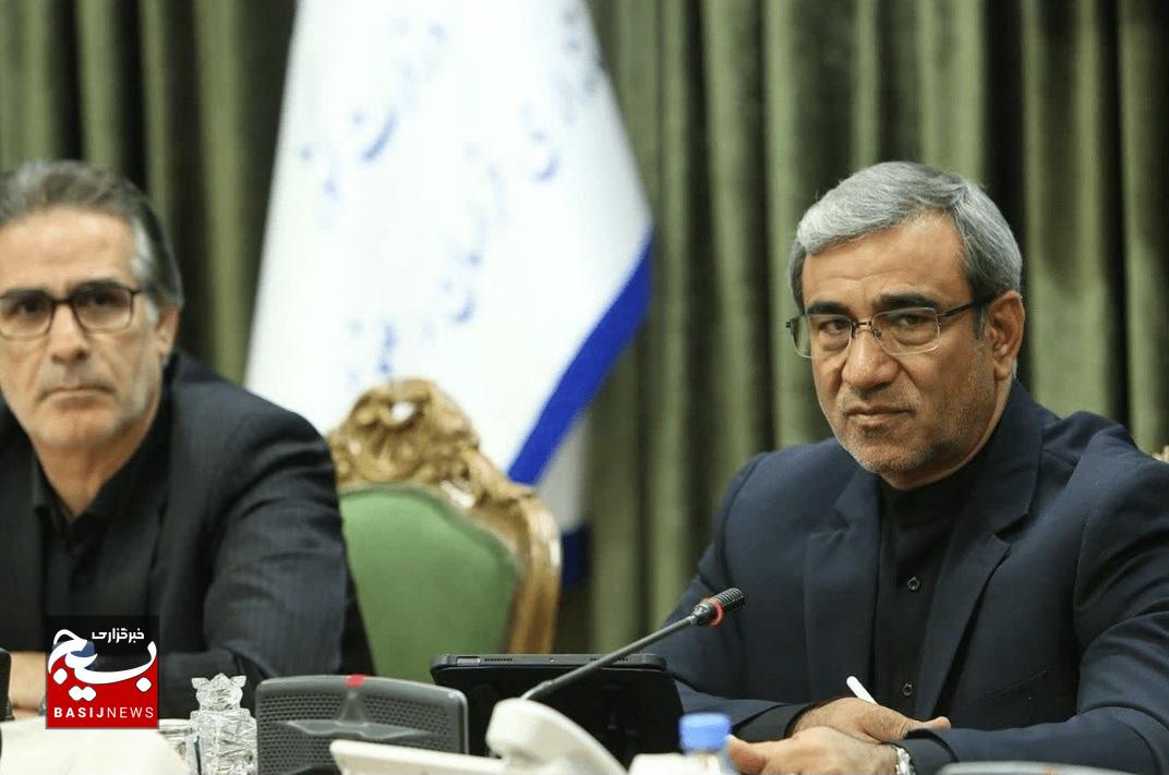 محل خاکسپاری رهبر شهید در حرم رضوی هنوز قطعی نشده است محل خاکسپاری رهبر شهید در حرم رضوی هنوز قطعی نشده است