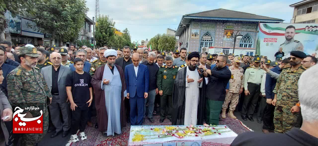 پیکر شهیدمدافع وطن«ستوان سوم سیناسیاه نژاد»در صومعه سرا تشییع و تدفین شد پیکر شهیدمدافع وطن«ستوان سوم سیناسیاه نژاد»در صومعه سرا تشییع و تدفین شد