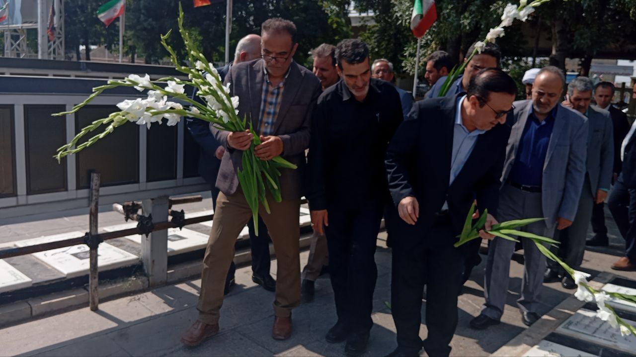 با هر عقیده و جریان سیاسی، برای ایران یکدل باشیم / رسانه، بازوی پیشرفت استان است
