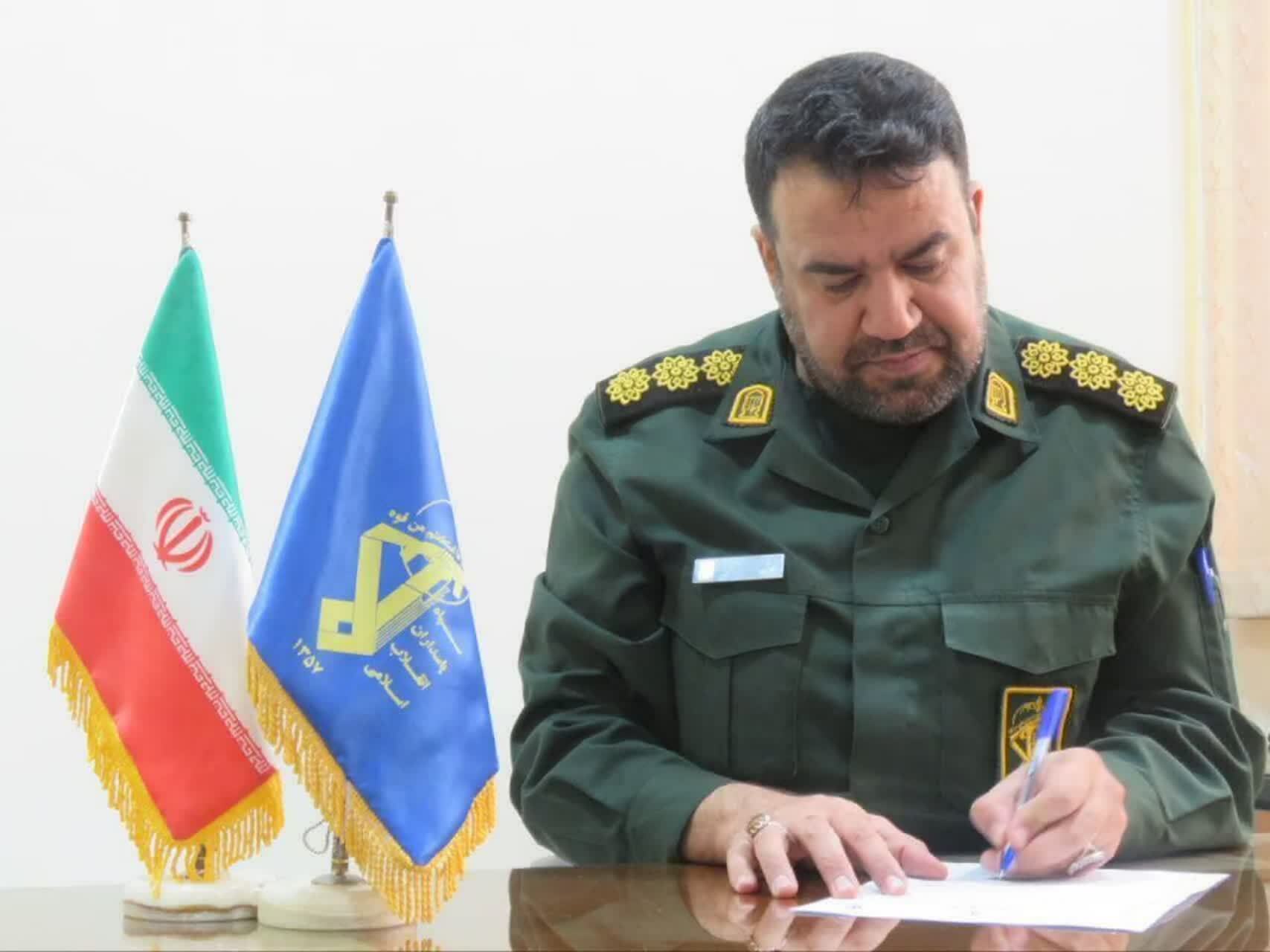 فعالیت بیش از ۶۰ گروه جهادی در زرندیه برای محرومیتزدایی و حل مسائل شهرستان فعالیت بیش از ۶۰ گروه جهادی در زرندیه برای محرومیتزدایی و حل مسائل شهرستان