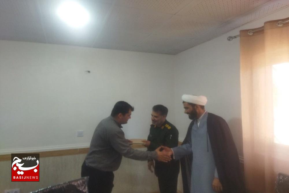 خبرنگاران، پل ارتباطی مردم و مسئولان برای حل مشکلات اسدآباد+ تصاویر خبرنگاران، پل ارتباطی مردم و مسئولان برای حل مشکلات اسدآباد+ تصاویر