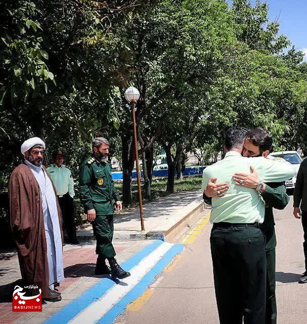 دیدار فرمانده سپاه استان با فرمانده جدید نیروی انتظامی استان زنجان دیدار فرمانده سپاه استان با فرمانده جدید نیروی انتظامی استان زنجان
