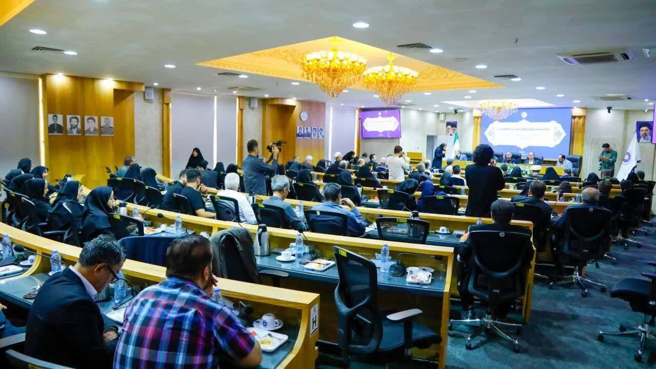 تخصصگرایی در اتاق بازرگانی مسیر توسعه قزوین را هموار میکند/ ظرفیتهای گردشگری استان نباید مغفول بماند تخصصگرایی در اتاق بازرگانی مسیر توسعه قزوین را هموار میکند/ ظرفیتهای گردشگری استان نباید مغفول بماند