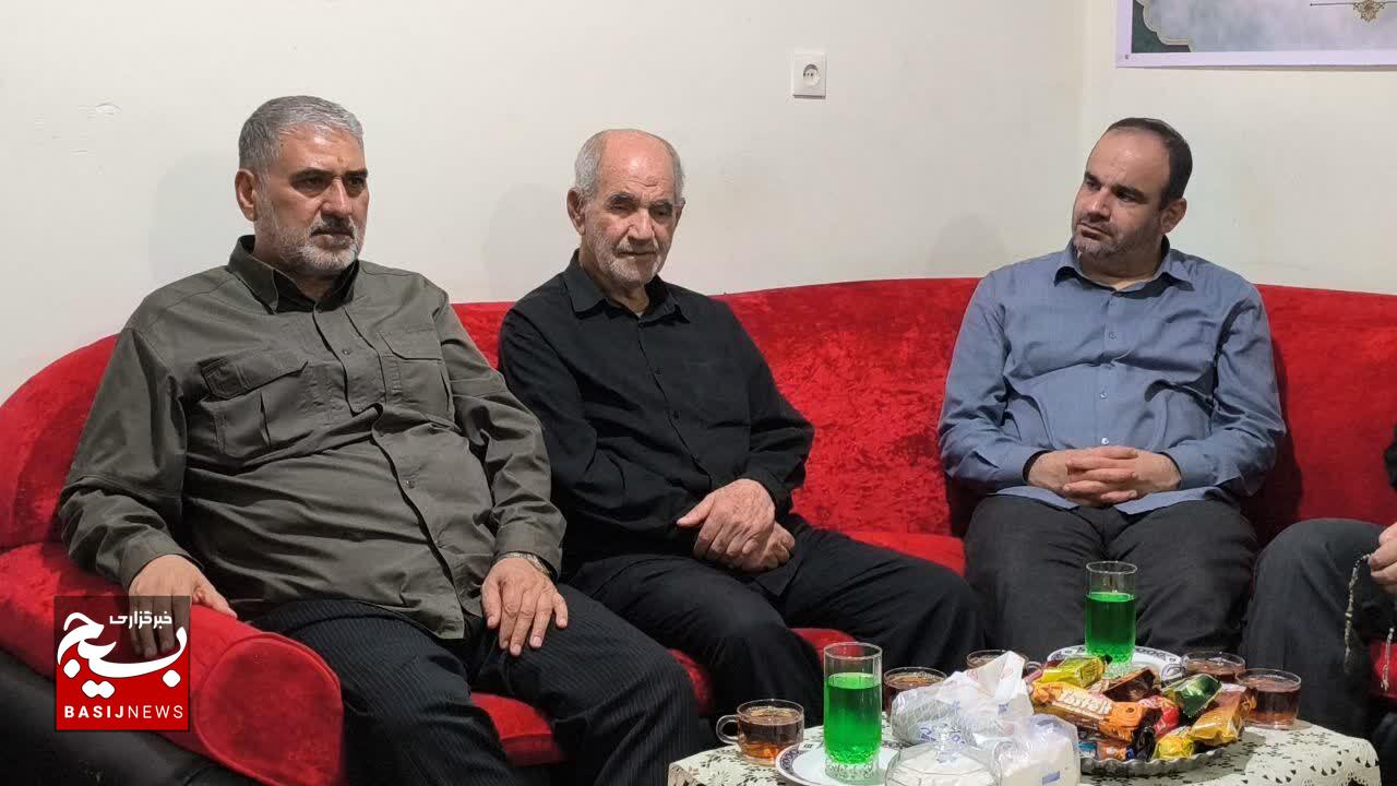 شهدا با انتخاب مسیر ایثار و شهادت، درس بزرگی از ایمان، شجاعت آموختند
