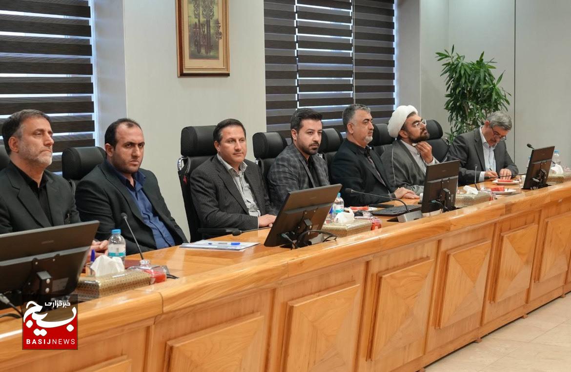 حمایت مالی از فعالان نشر؛ نخستین گام تفاهمنامه سهساله اقتصاد فرهنگ و هنر حمایت مالی از فعالان نشر؛ نخستین گام تفاهمنامه سهساله اقتصاد فرهنگ و هنر