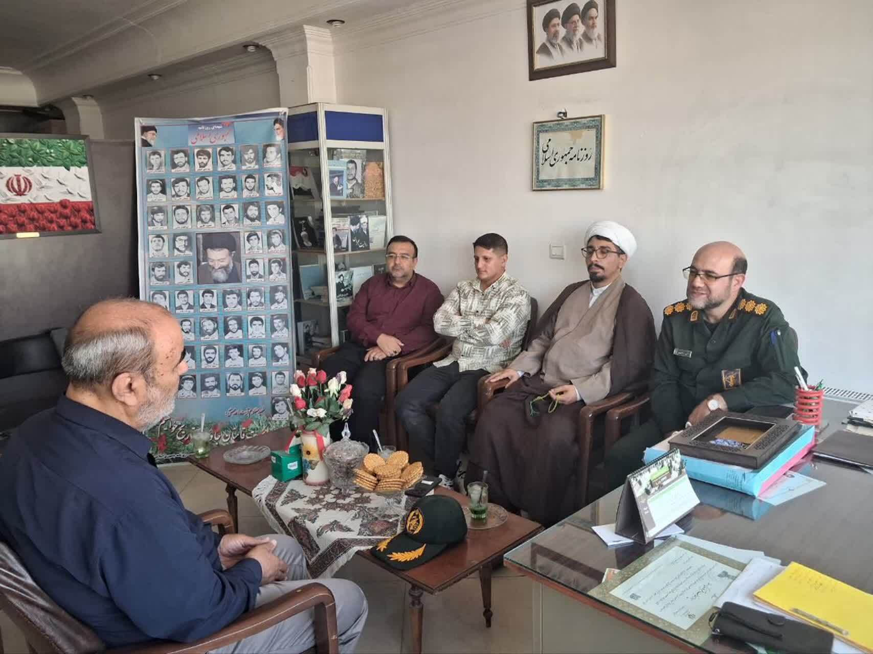 دیدار فرمانده و مسئول نمایندگی سپاه ناحیه سمنان با خبرنگاران