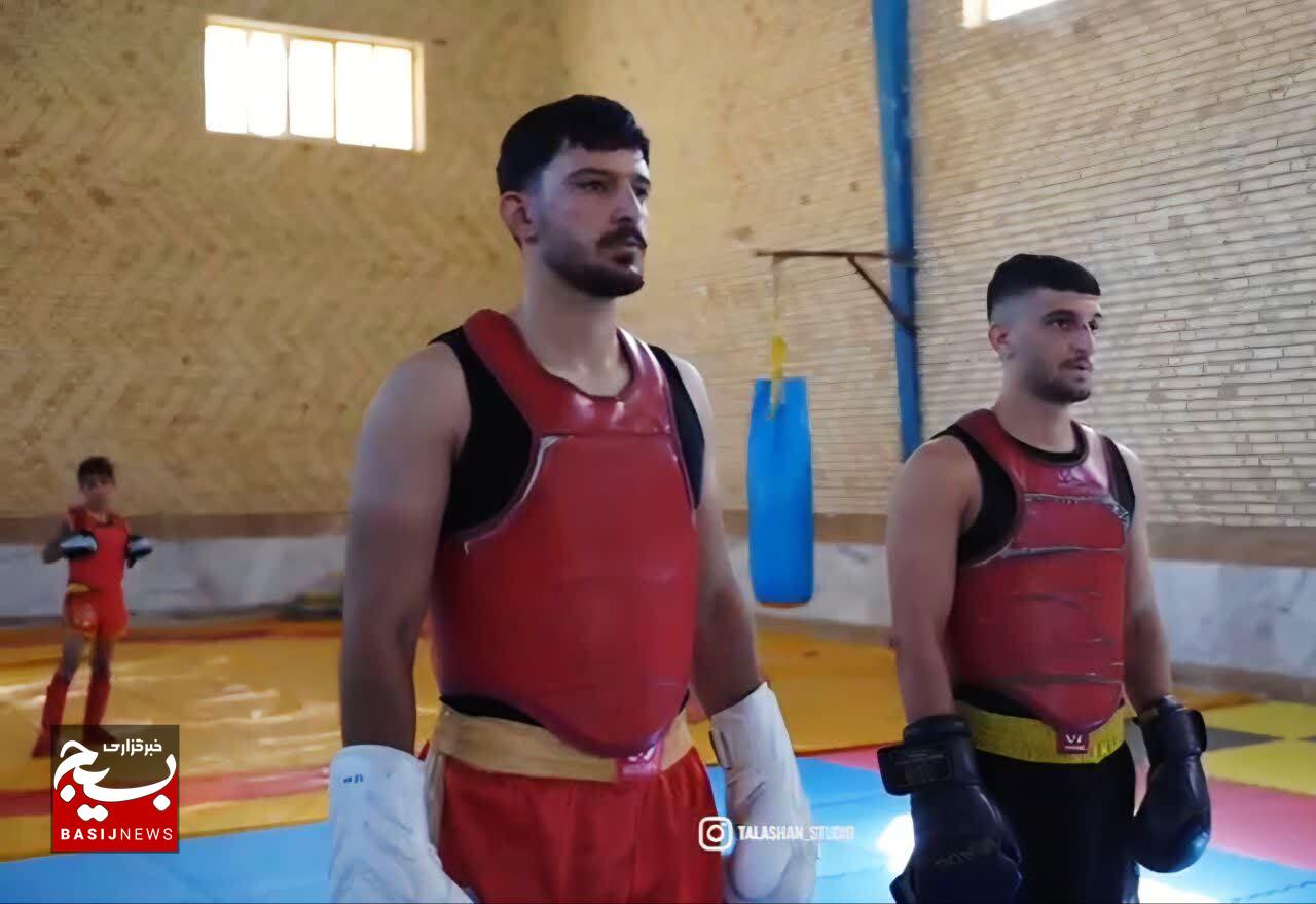  فرمانده سپاه فتح پای صحبت ورزشکار و قهرمانان پاتاوه نشست