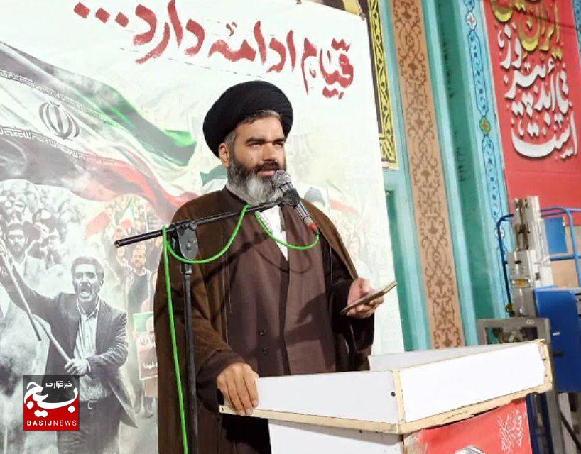 پیروزی تنها در سایه سار «صبر و صدق» حاصل میشود
