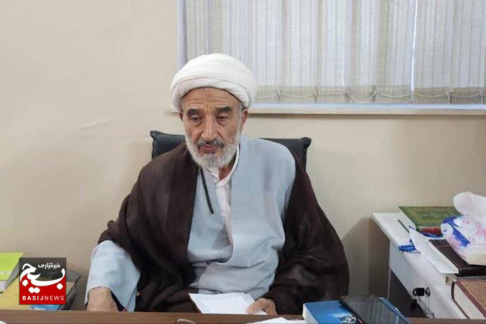 دیدار فرمانده حوزه مقاومت بسیج امام حسن مجتبی(ع) و فرمانده گردان بیت المقدس با امام جمعه صالح‌آباد+تصاویر