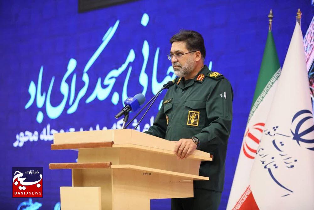 مسجد باید بزرگ‌ترین شبکه اتصال سرمایه‌های انسانی، معنوی و اجتماعی محله باشد