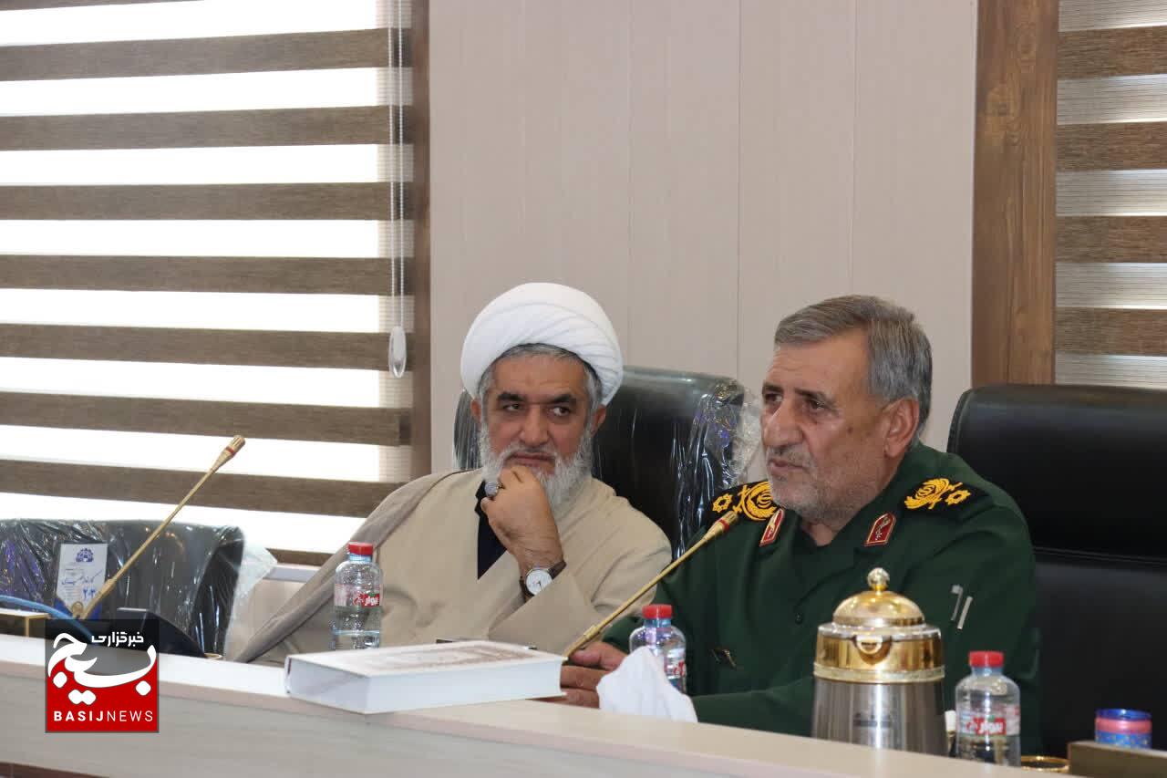 فرمانده تیپ ۴۸ فتح کهگیلویه و بویراحمد به درجه سرتیپ دومی ارتقاء یافت