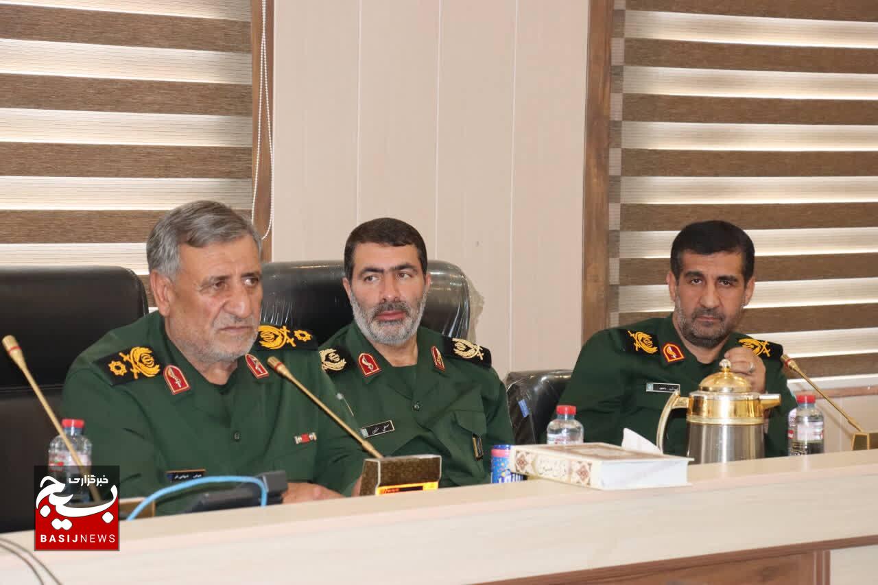 فرمانده تیپ ۴۸ فتح کهگیلویه و بویراحمد به درجه سرتیپ دومی ارتقاء یافت
