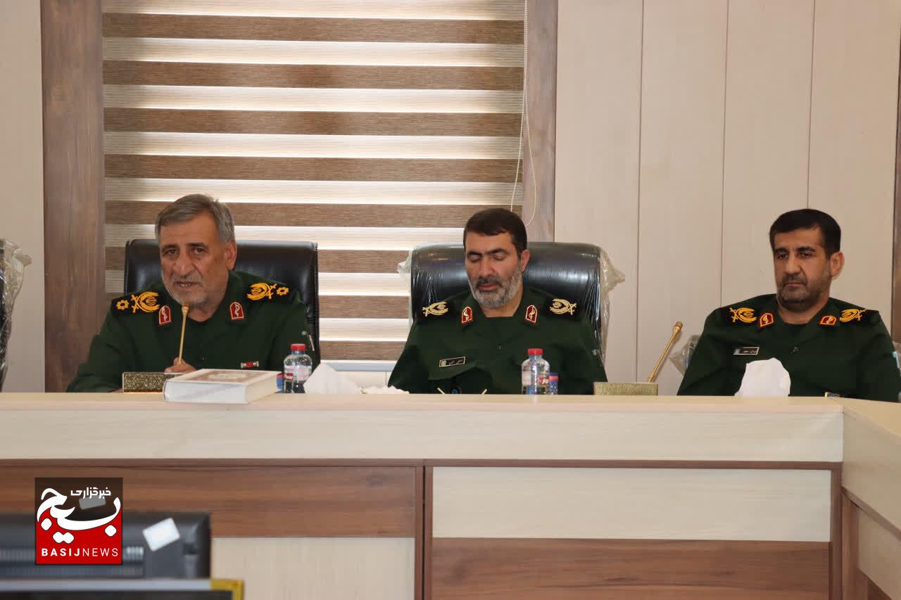 فرمانده تیپ ۴۸ فتح کهگیلویه و بویراحمد به درجه سرتیپ دومی ارتقاء یافت