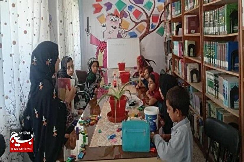 کودکان نصرت‌آباد مهمان قصه‌ها و مثل‌های ماندگار شدند