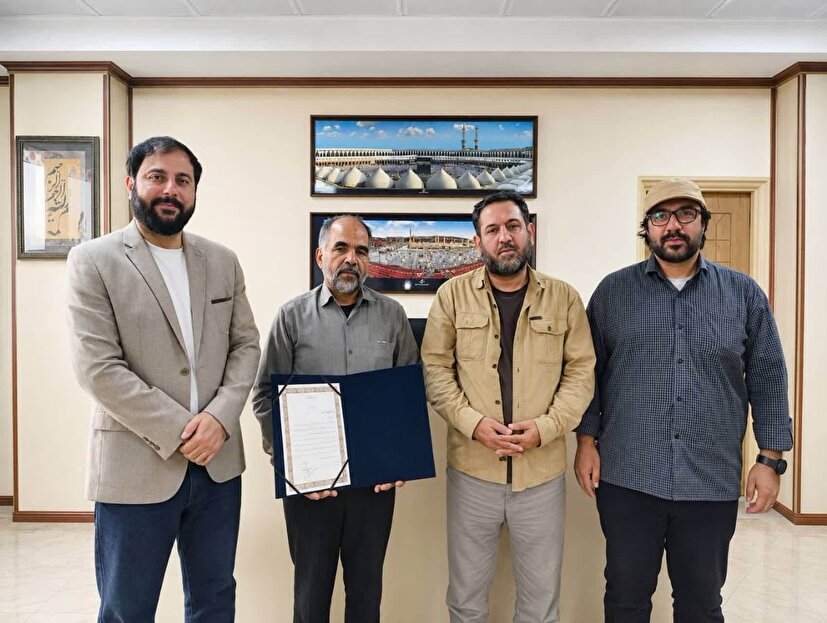 تقدیر رئیس سازمان بسیج هنرمندان کشور از خیّر بانی کنگره ملی محتشم کاشانی