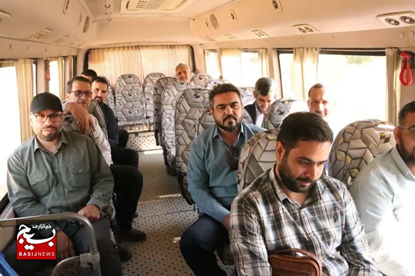بازدید فرمانده حوزه های بسیج کارگری استان مرکزی از شرکت پتروشیمی شازند