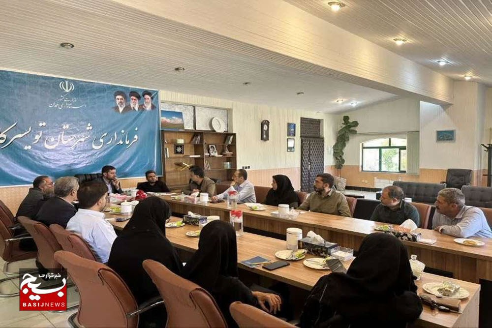 گردو از اولویت‌های اصلی توسعه اقتصادی تویسرکان است