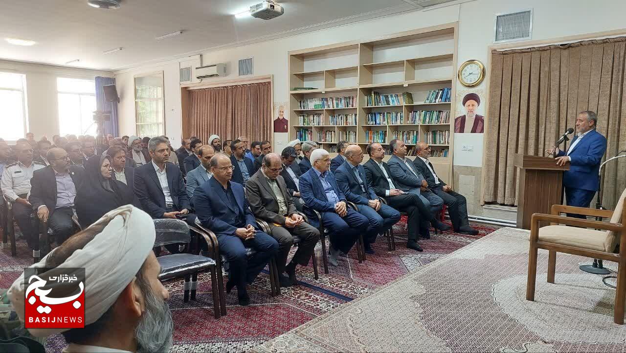 رسالت دولت در نظام اسلامی ، خدمتگزاری است