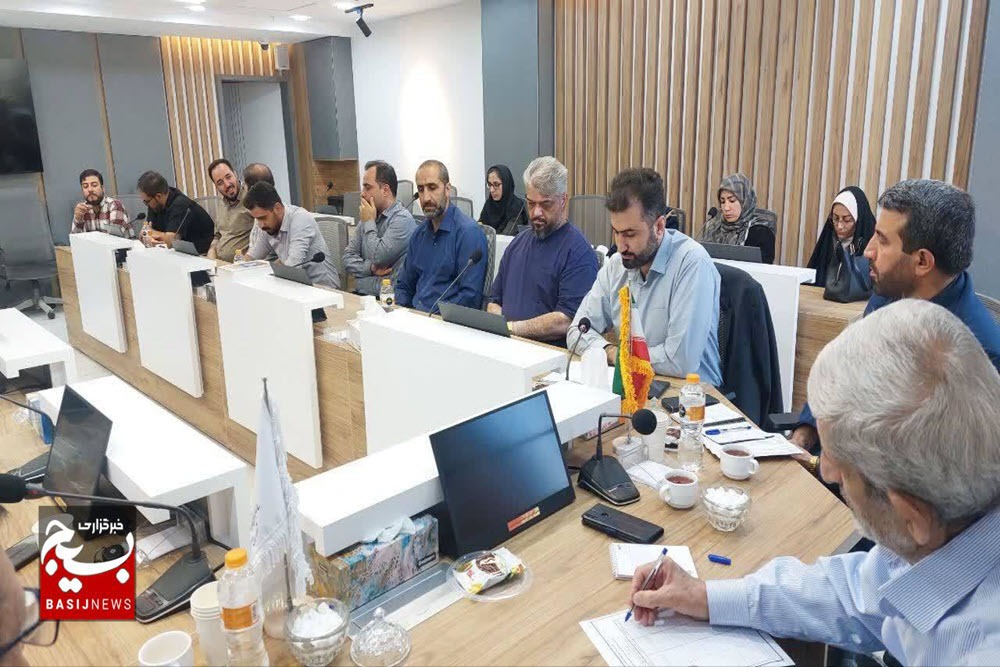 آیین تکریم و معارفه رئیس هیأت اندیشهورز بسیج مهندسین صنعت و معدن همدان برگزار شد آیین تکریم و معارفه رئیس هیأت اندیشهورز بسیج مهندسین صنعت و معدن همدان برگزار شد