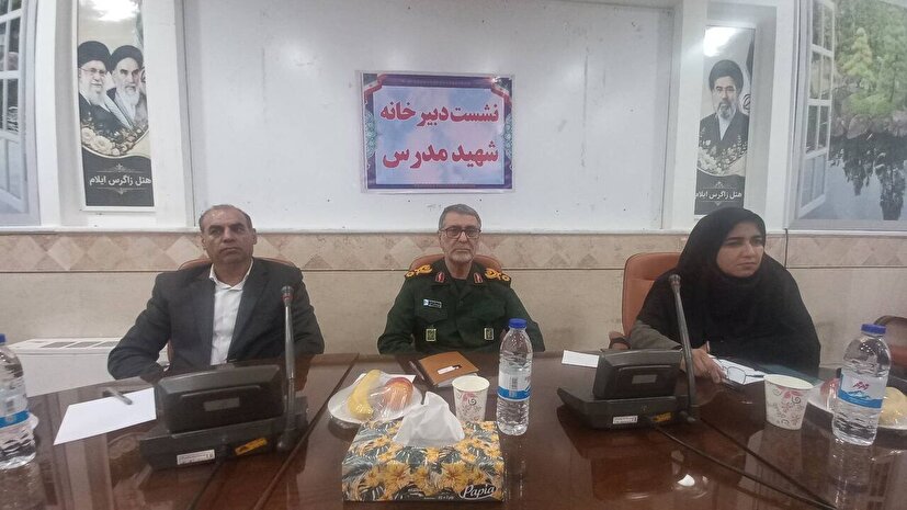 وحدت ملی رمز شکست توطئه‌های اقتصادی دشمن است
