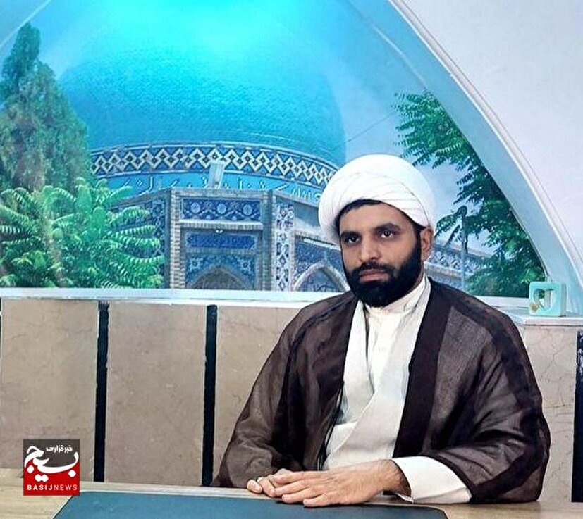 وحدت امروز یعنی همه ایرانیان، فارغ از نژاد و زبان، کنار هم بایستند