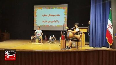 همایش تجلیل از خانواده برتر پایور