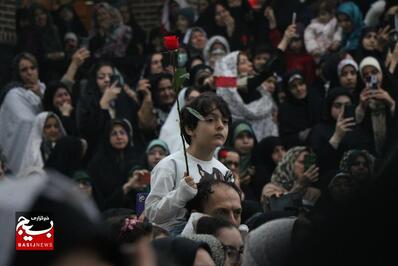 کاروان زیر سایه خورشید