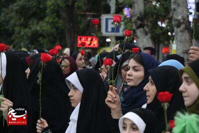 کاروان زیر سایه خورشید