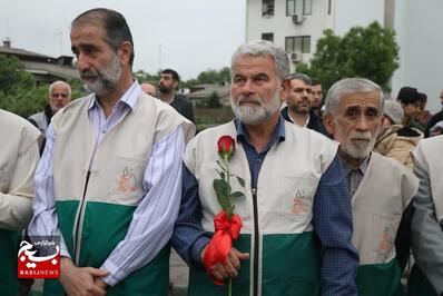 کاروان زیر سایه خورشید